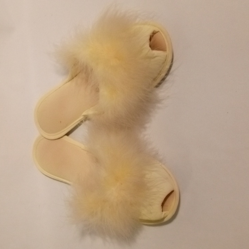 Fluffy Slippers size S , used